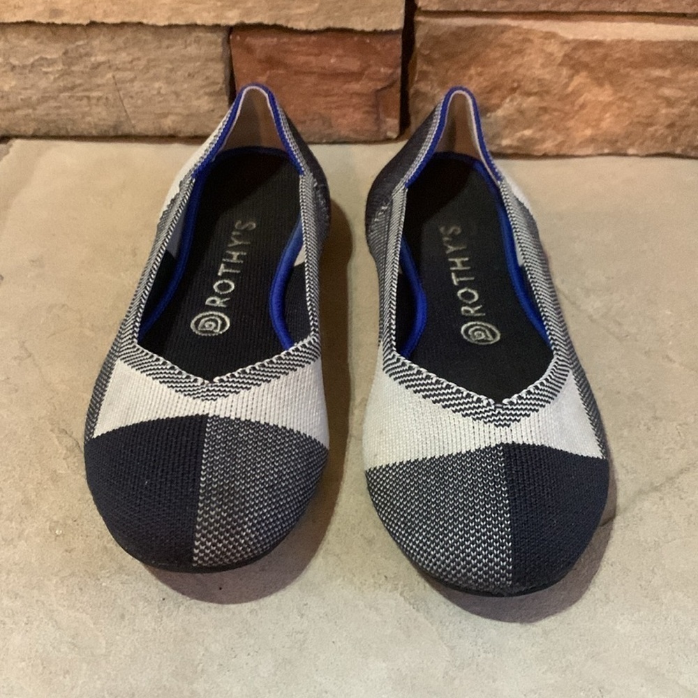 Rothy’s sz 8 black and grey patterned loafers - Picture 2 of 9